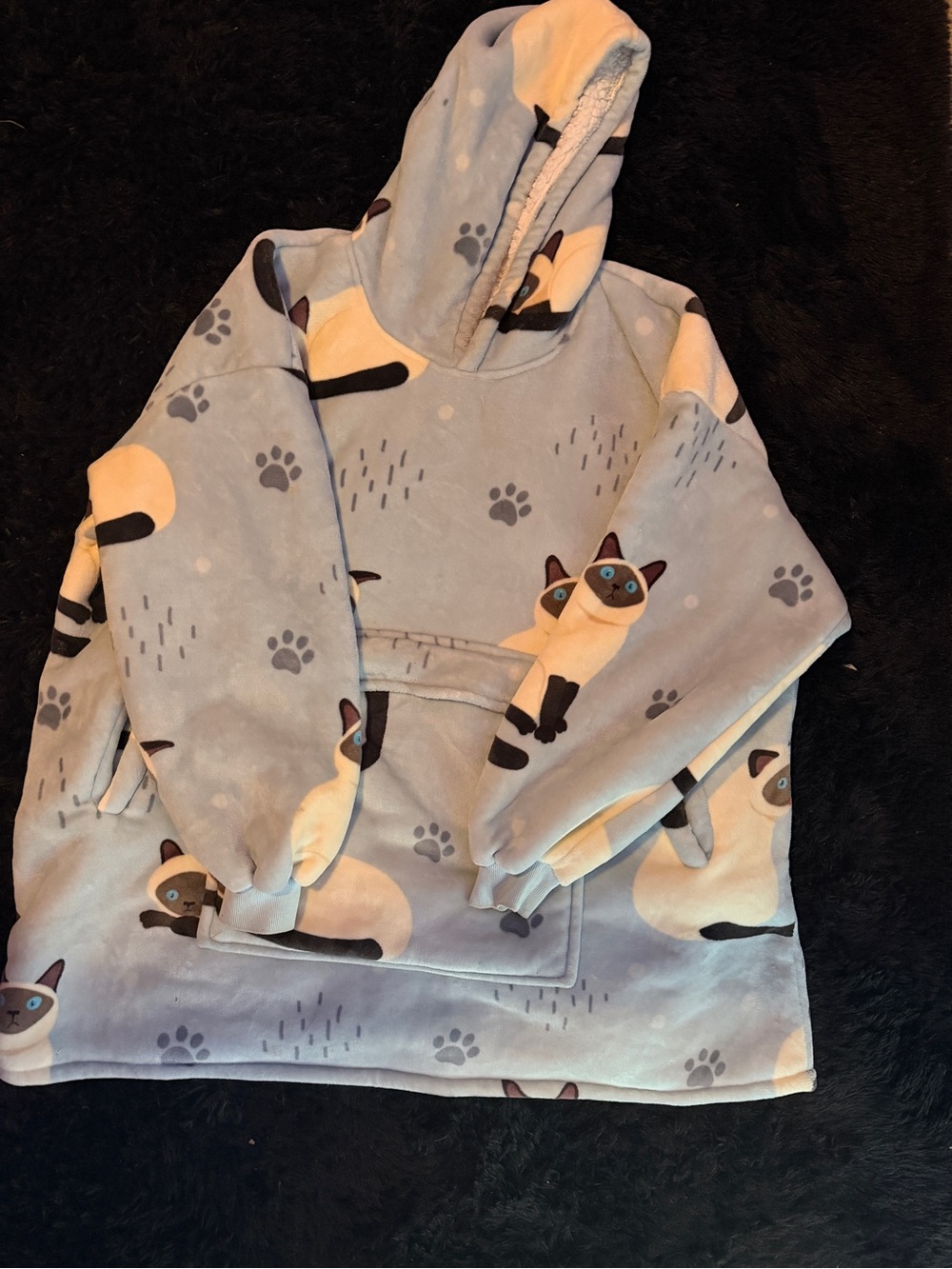 Oversized hoodie blanket - Light Blue Cat Print